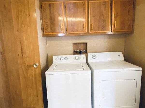 1983 GOLDEN WEST CANTERBURY Manufactured Home