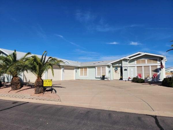 1995 SILVERCREST Manor - TRIPLE WIDE Manufactured Home