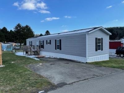 Mobile Home at 184 Holiday Park Uniontown, PA 15401
