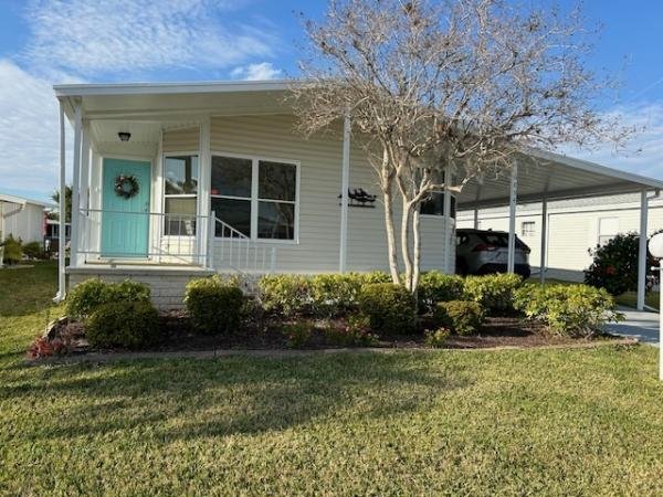 Photo 1 of 2 of home located at 6894 Coconut Grove Circle Ellenton, FL 34222