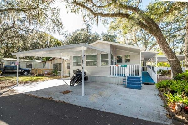 Photo 1 of 2 of home located at 10918 Captain Hook Circle Thonotosassa, FL 33592