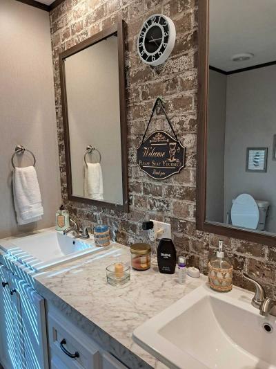 Photo 3 of 22 of home located at 12806 Pinecrest Dr Pinehurst, TX 77362