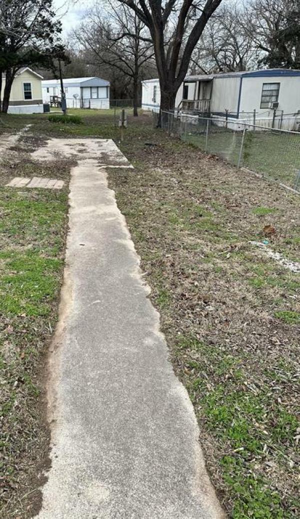Photo 2 of 1 of home located at 521 East Veterans Memorial Blvd #638 Harker Heights, TX 76548
