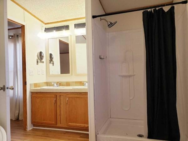 2006 Fleetwood Manufactured Home