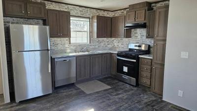 Mobile Home at 155 Whippoorwill #155 Rochester Hills, MI 48309
