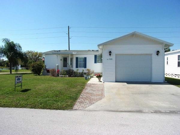 Photo 1 of 2 of home located at 422 Barcelona Arcadia, FL 34266