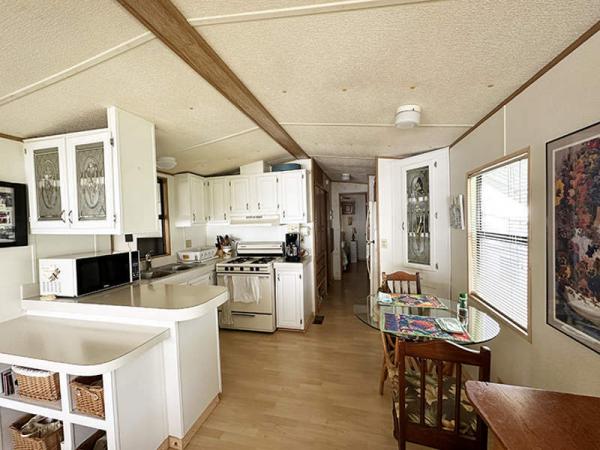 1989 Park Manufactured Home