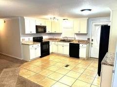 Photo 4 of 8 of home located at 303 Taho Circle, Valrico, FL 33594