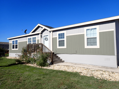 Mobile Home at 7460 Kitty Hawk Rd. Site 443 Converse, TX 78109