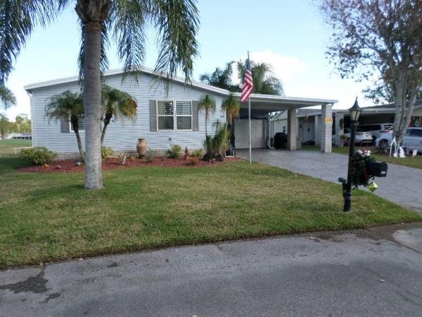 2001 Homes of Merit F3458XY1 Mobile Home