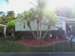 Photo 2 of 28 of home located at 574 Tulip Circle E Auburndale, FL 33823