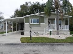 Photo 2 of 15 of home located at 9 E Hampton Dr Auburndale, FL 33823