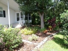 Photo 5 of 26 of home located at 355 Waldorf Dr Auburndale, FL 33823
