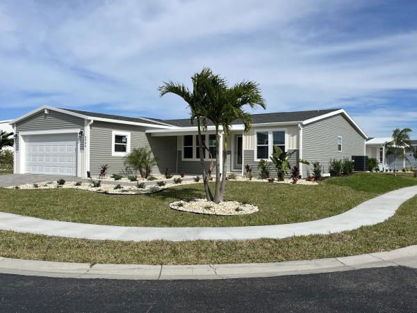 2022 Palm Harbor 340TL42484A Mobile Home