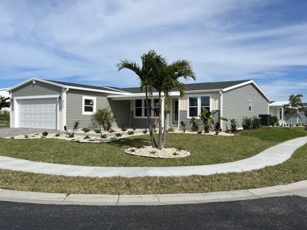 2022 Palm Harbor 340TL42484A Mobile Home