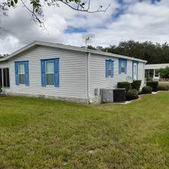 Photo 2 of 25 of home located at 3927 Ranger Pkwy Zephyrhills, FL 33541