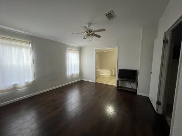 2004 Homes of Merit Mobile Home For Sale