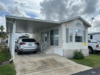Mobile Home at 37251 Chancey Rd Zephyrhills, FL 33541