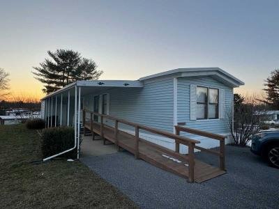 Mobile Home at 923 Kelly Dr Mount Wolf, PA 17347