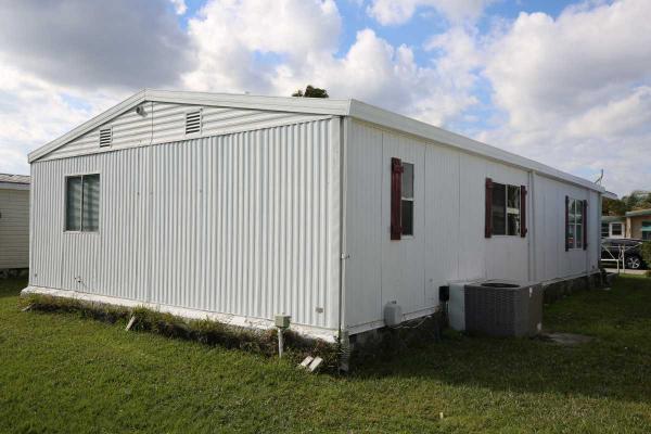 1983 Manufactured Home