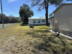 Photo 2 of 20 of home located at 210 Dahlia Drive Fruitland Park, FL 34731