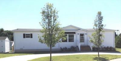 Mobile Home at 49590 Elk Trail Shelby Township, MI 48315