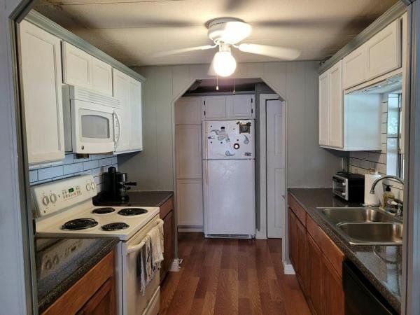 1979 TWIN Mobile Home