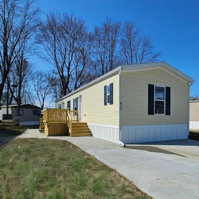 Mobile Home at 6074 Deerfield Rd Lot 413 Loveland, OH 45140