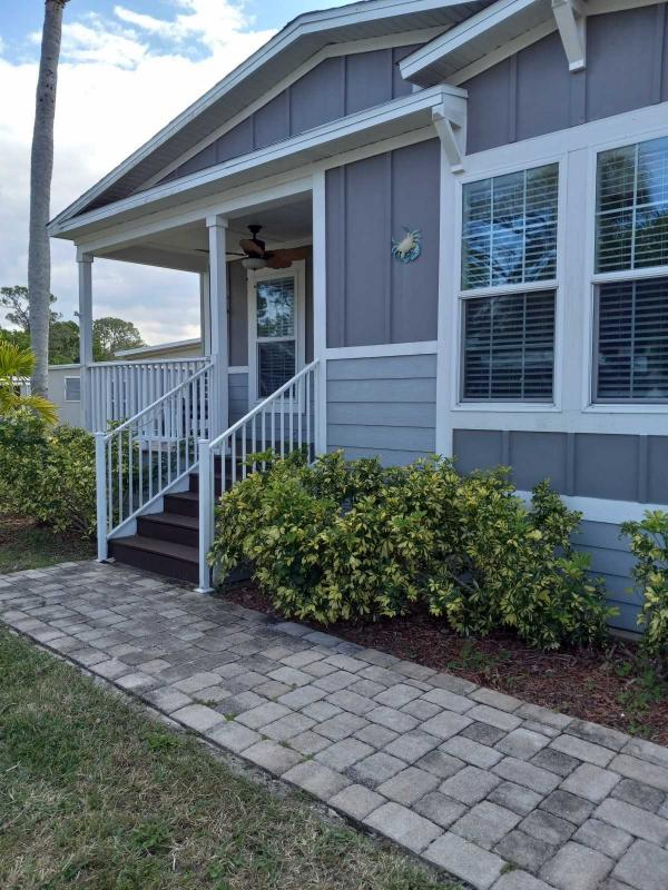 Photo 1 of 2 of home located at 283 S Westview Ct. Melbourne, FL 32934