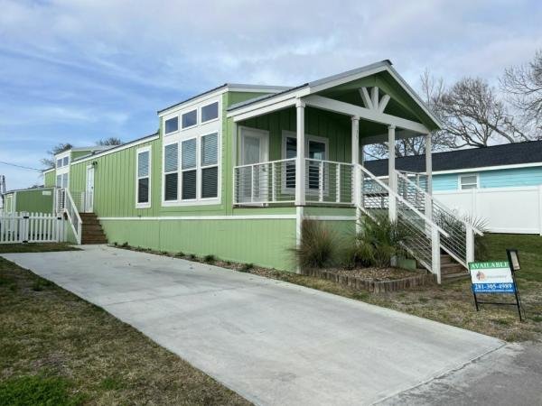 2022 Oak Creek Homes - Houston Mobile Home For Sale