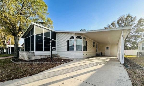 1999 Homes of Merit Mobile Home For Sale