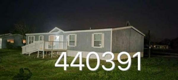 Photo 1 of 2 of home located at 906 W Dallas Ave Seadrift, TX 77983