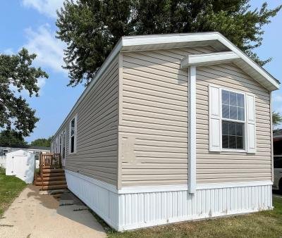 Mobile Home at 5156 W Tothill Cir Sterling Heights, MI 48310