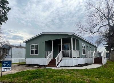 Mobile Home at 818 Harolds Rd. Huffman, TX 77336