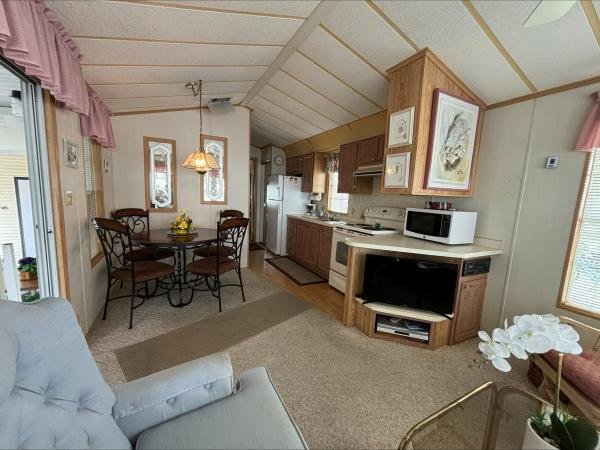 1990 PENT Mobile Home