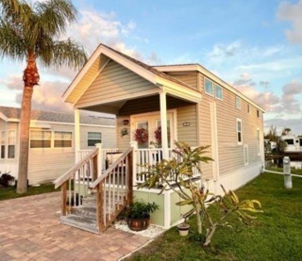 Photo 1 of 2 of home located at 3701 Baynard Dr. I-26 Punta Gorda, FL 33950