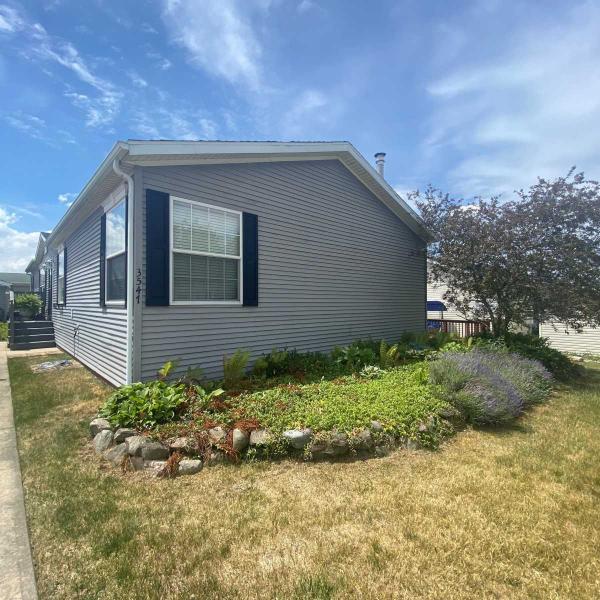 3547 Crystal Ridge Drive Milford, MI MHVillage