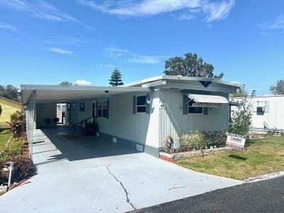 Mobile Home at 10550 Holloway Drive Lot 49 Leesburg, FL 34788