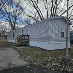 Photo 1 of 16 of home located at 3700 28th Street Lot 070 Sioux City, IA 51105
