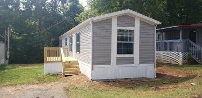 Mobile Home at 807 Eastwood Circle Lot 60 Morristown, TN 37814