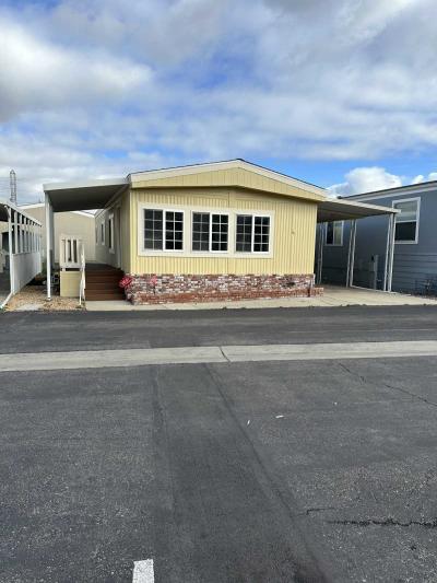 Mobile Home at 1540 E Trenton Ave #111 Orange, CA 92867