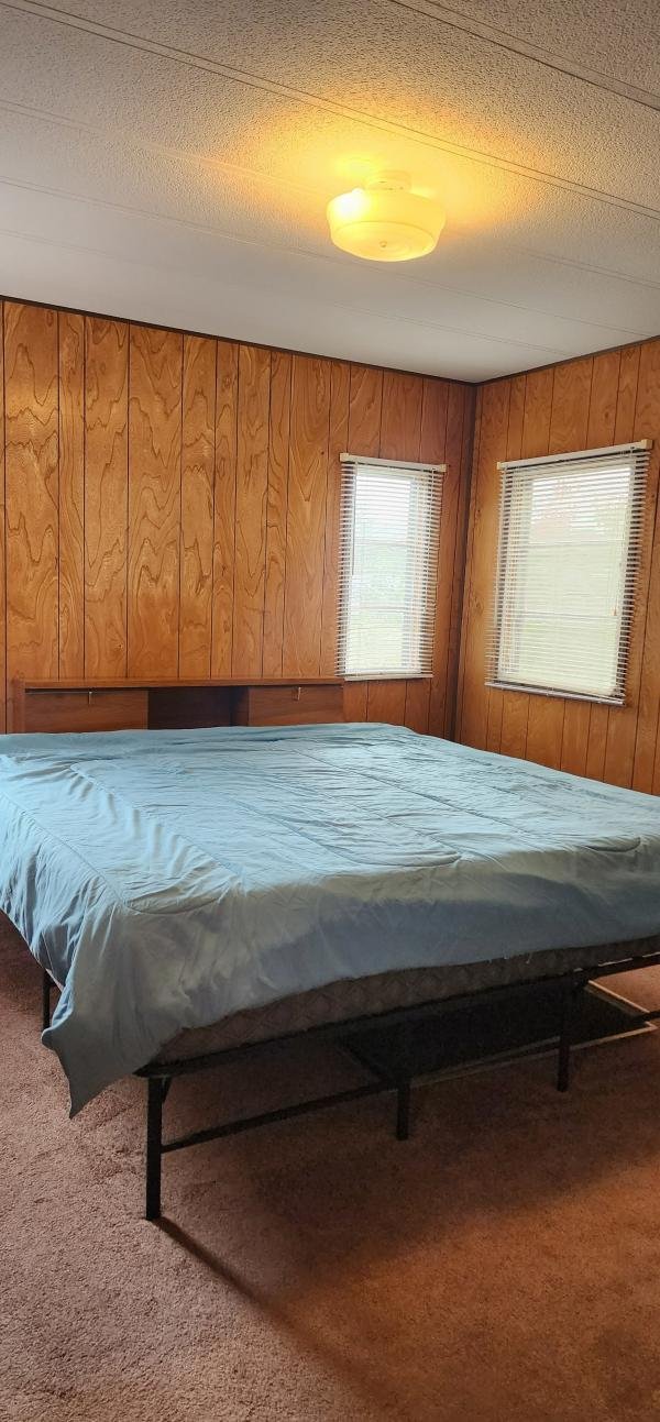 1974 STERLING 338H2340071 T Mobile Home