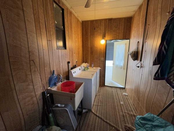 1985 PALM Mobile Home