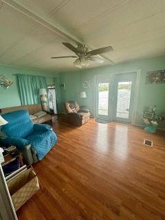 Photo 3 of 24 of home located at 918 Reed Canal Rd South Daytona, FL 32119
