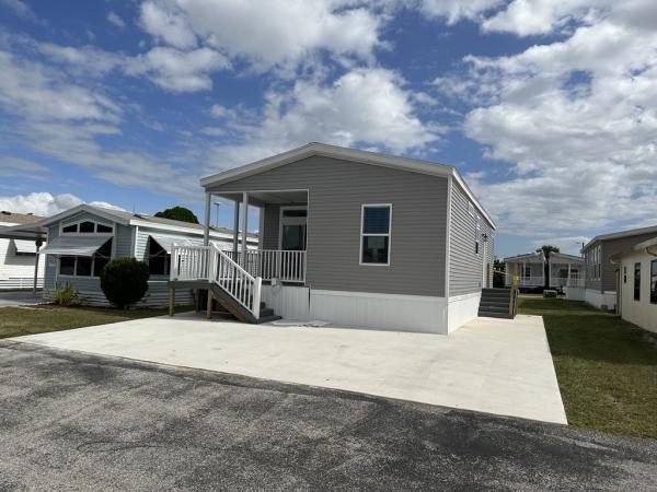 2023 Palm Harbor 340LS24402A Mobile Home