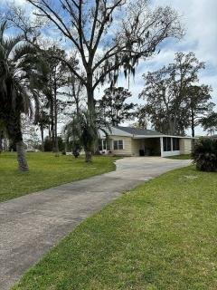 Photo 1 of 24 of home located at 1504 C Peachtree Lane Ocala, FL 34472