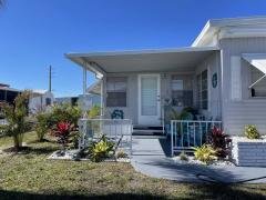 Photo 3 of 31 of home located at 241 Allamanda Circle Venice, FL 34285