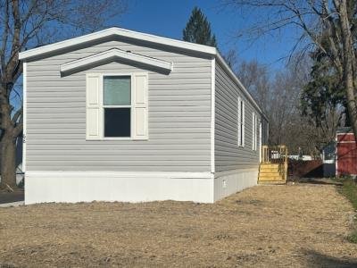 Mobile Home at 6219 Us Hwy 51 South, Site # 68 Janesville, WI 53546