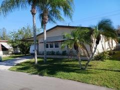 Photo 2 of 19 of home located at 5700 Bayshore Rd, Kapok Dr, Lot 538 Palmetto, FL 34221