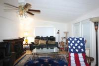 Just Minutes Away From Siesta Beach! Manufactured Home